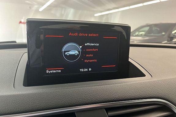 Audi Q3 15 of 16