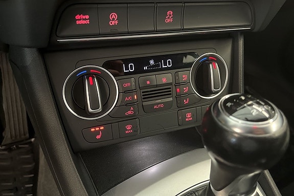 Audi Q3 12 of 16