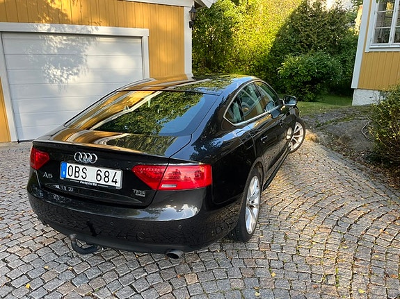 Audi A5 2 of 7