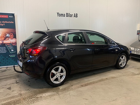 Opel Astra 4 of 14