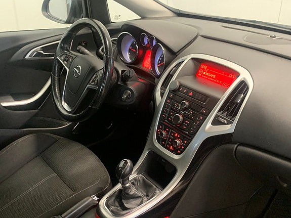 Opel Astra 8 of 14