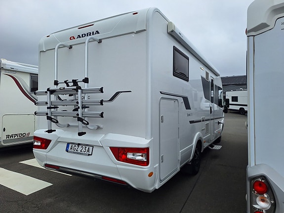 Adria Sonic I 700 Axess SC Queenbädd, Solcell 25 of 25