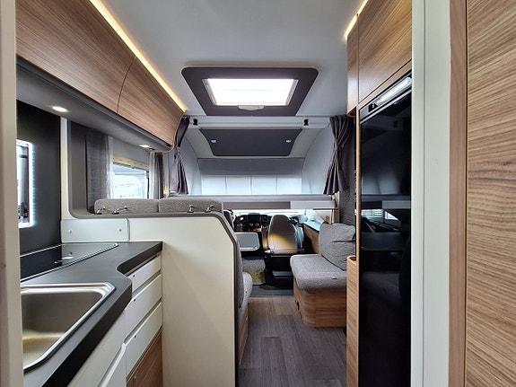 Adria Sonic I 700 Axess SC Queenbädd, Solcell 12 of 25