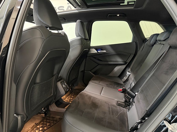 BMW 230e 14 of 30