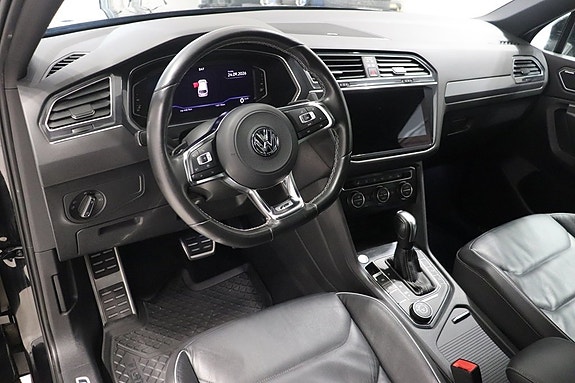 Volkswagen Tiguan Allspace 10 of 15