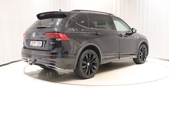 Volkswagen Tiguan Allspace 4 of 15