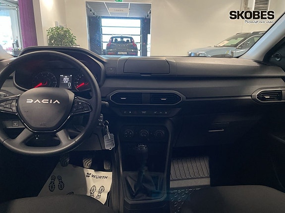 Dacia Sandero 12 of 19