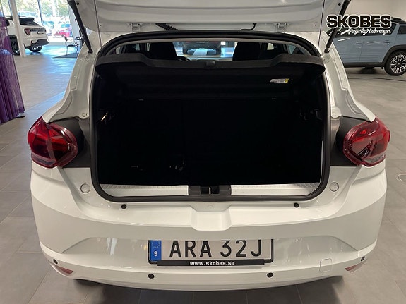 Dacia Sandero 16 of 19