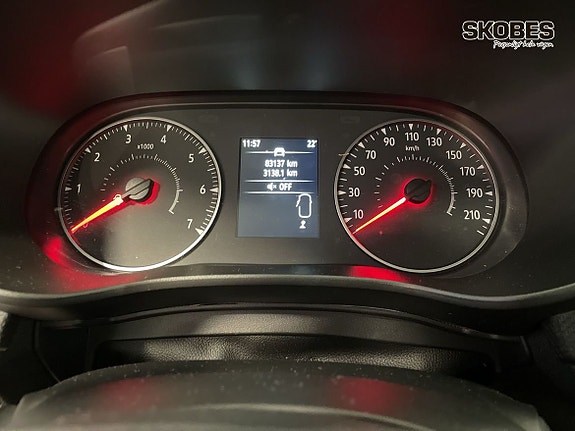 Dacia Sandero 13 of 19