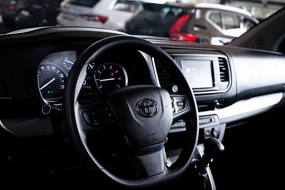 Toyota Proace Verso 28 of 30