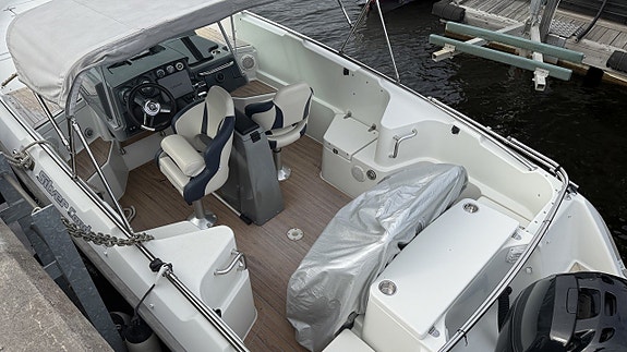 Silver Condor 730 med Mercury Verado 300hk (245tim). 7 of 12