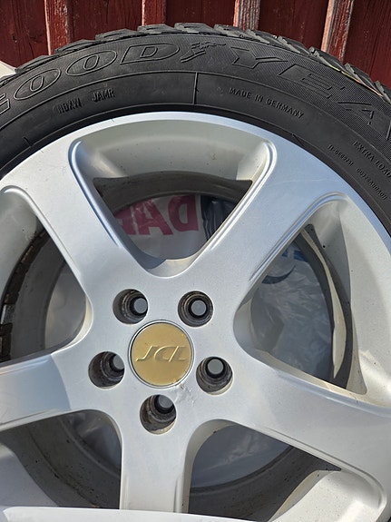 Subaru Legacy 9 of 12