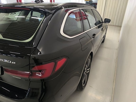 BMW 530e 4 of 10