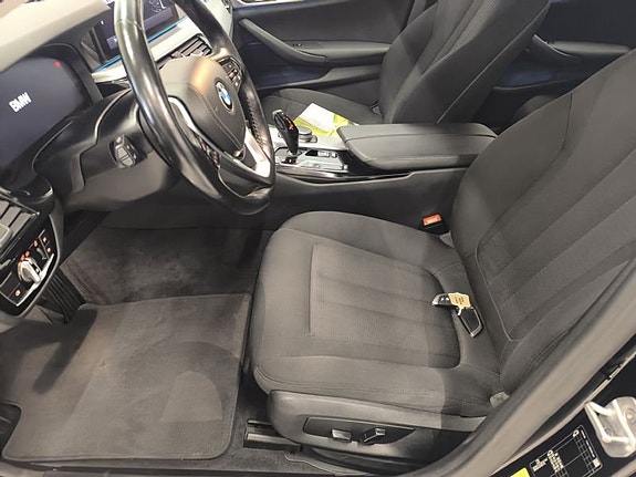 BMW 530e 6 of 10