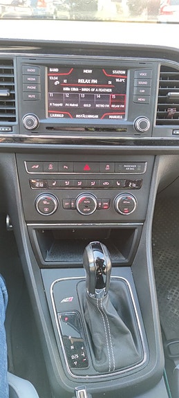 Seat Leon 9 of 10