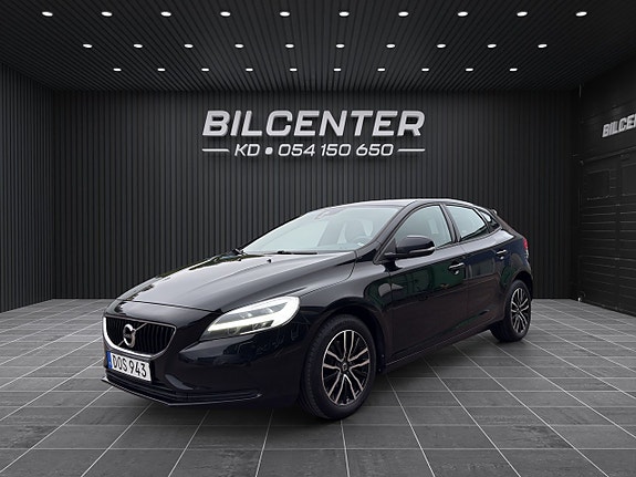 Volvo V40 3 of 19