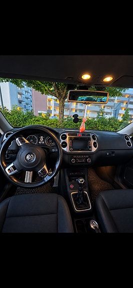 Volkswagen Tiguan 4 of 4