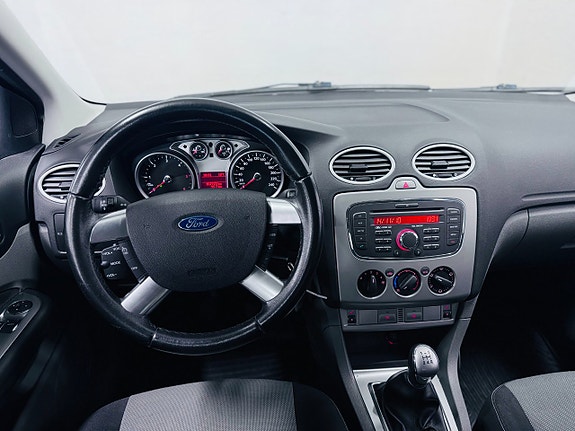 Ford Focus 13 of 15