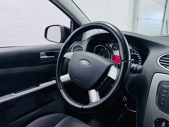 Ford Focus 3 of 15