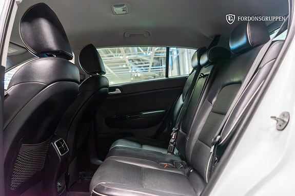 Kia Sportage 23 of 23