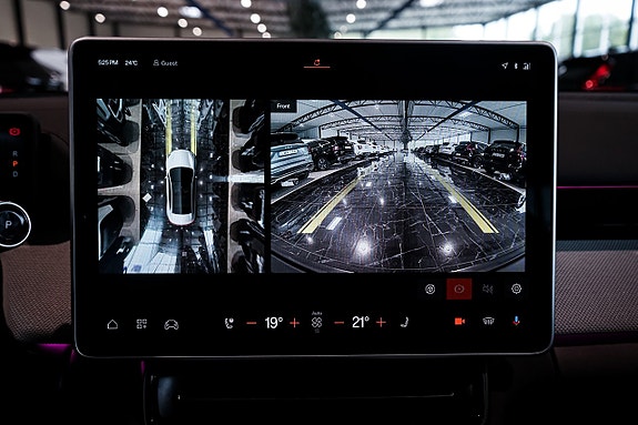 Polestar 4 25 of 30