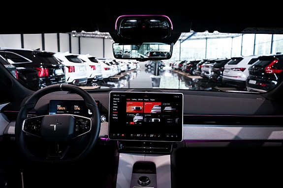 Polestar 4 11 of 30
