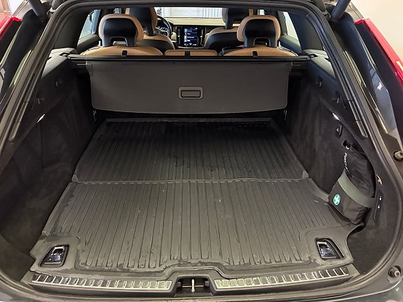 Volvo V90 8 of 18