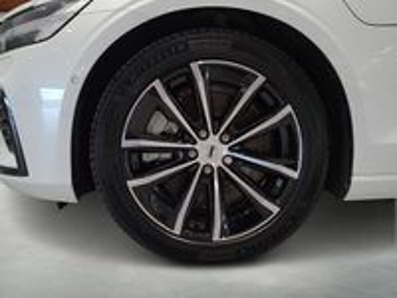 Volvo V60 10 of 10
