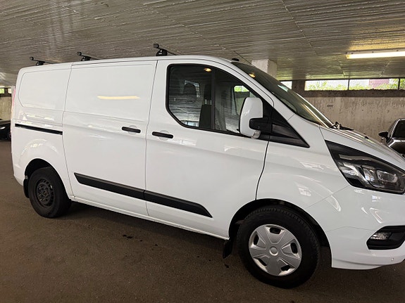Ford Transit Custom 4 of 17