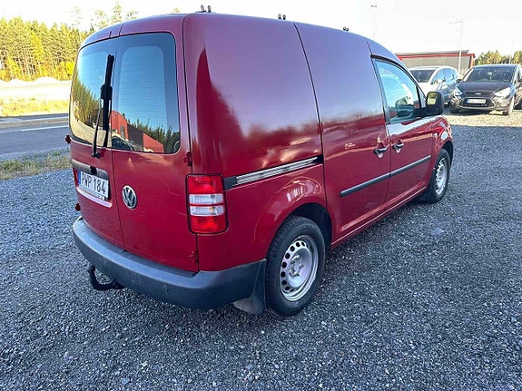 Volkswagen Caddy 4 of 5