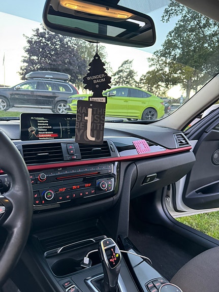BMW 320d 12 of 24