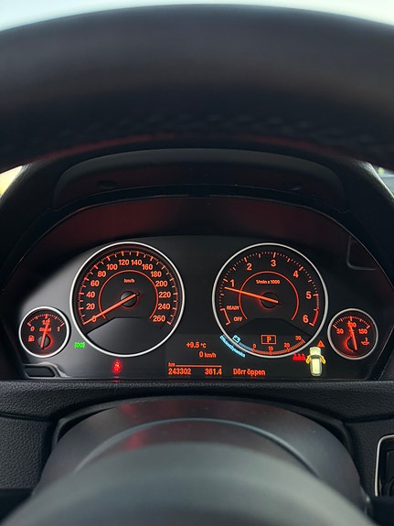 BMW 320d 16 of 24