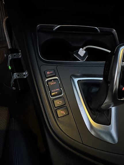BMW 320d 18 of 24