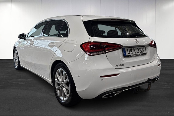 Mercedes-Benz A180 3 of 12