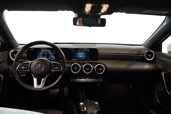 Mercedes-Benz A180 8 of 12