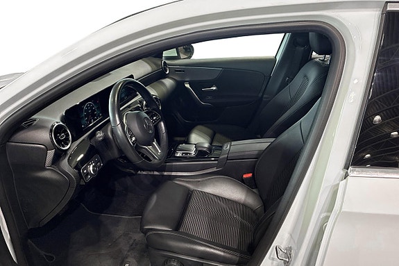 Mercedes-Benz A180 12 of 12