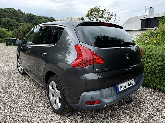 Peugeot 3008 3 of 7