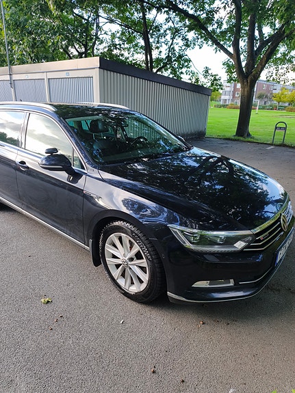 Volkswagen Passat 3 of 10