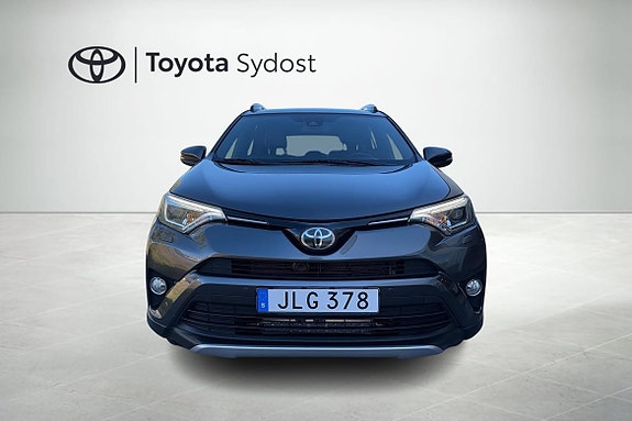 Toyota RAV4 18 of 21