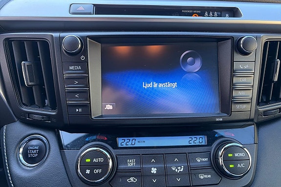 Toyota RAV4 11 of 21
