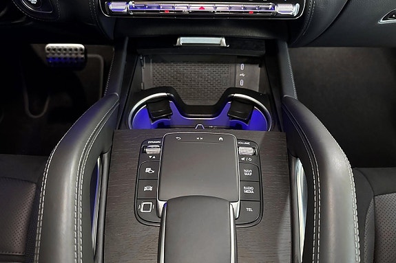 Mercedes-Benz GLE53 20 of 25