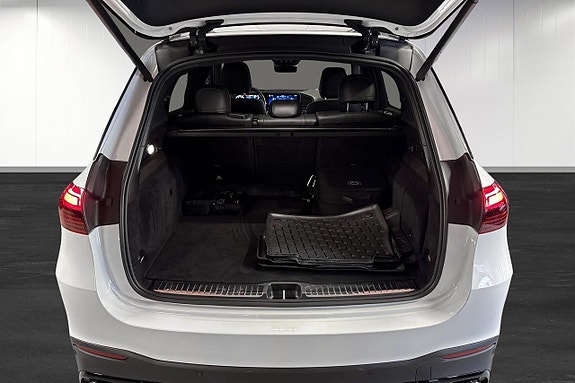 Mercedes-Benz GLE53 23 of 25