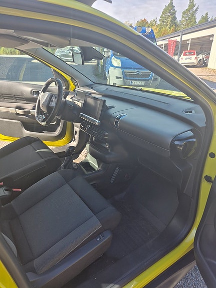 Citroen C4 Cactus 8 of 8