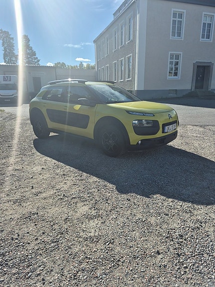 Citroen C4 Cactus 4 of 8