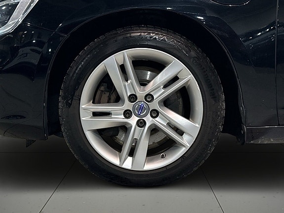Volvo V60 14 of 20
