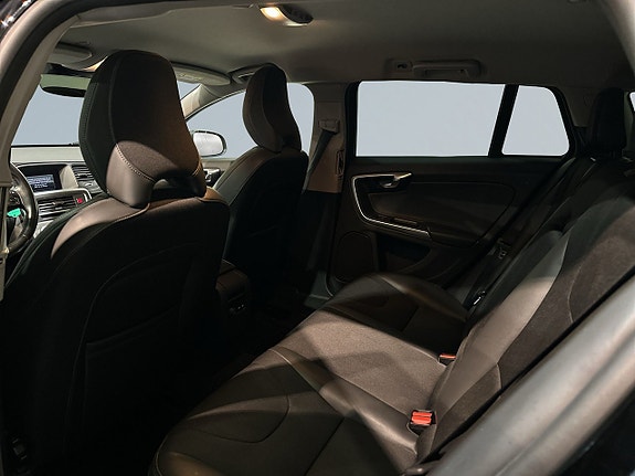 Volvo V60 13 of 20
