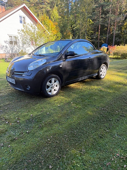 Nissan Micra C+C 8 of 10