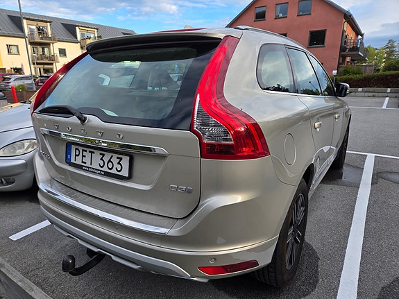 Volvo XC60 4 of 7