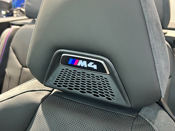 BMW M4 7 of 20