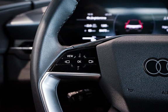 Audi Q6 e-tron 17 of 30